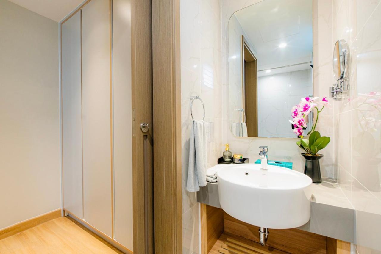 Zenity Luxury Apartment In District 1 Since 2024 Ho Chi Minh City Bagian luar foto